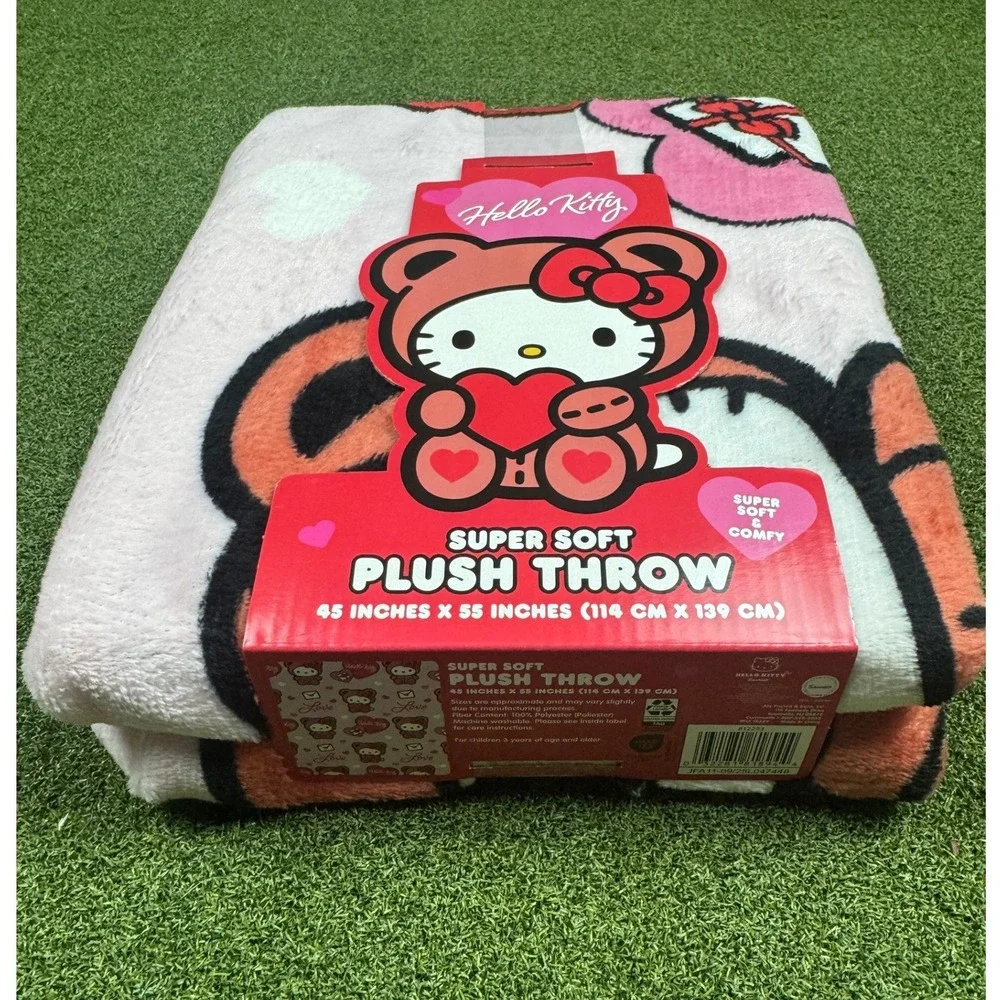 Hello Kitty‎ Plush Throw Blanket 45x55 Bear Costume Pink Sanrio New